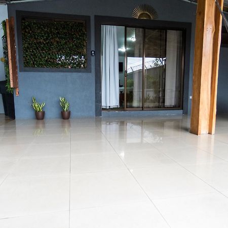 Coati Arenal Lodge La Fortuna Zewnętrze zdjęcie
