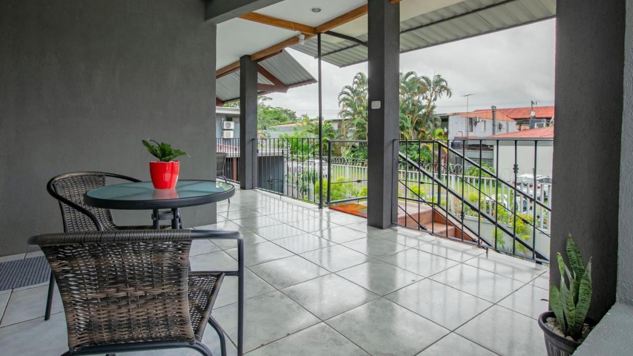 Coati Arenal Lodge La Fortuna Zewnętrze zdjęcie