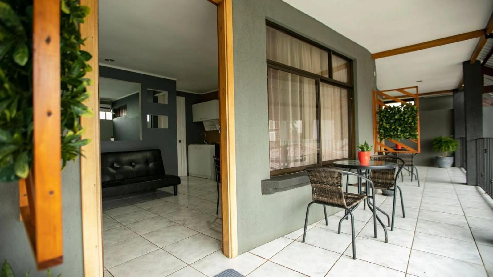 Coati Arenal Lodge La Fortuna Zewnętrze zdjęcie